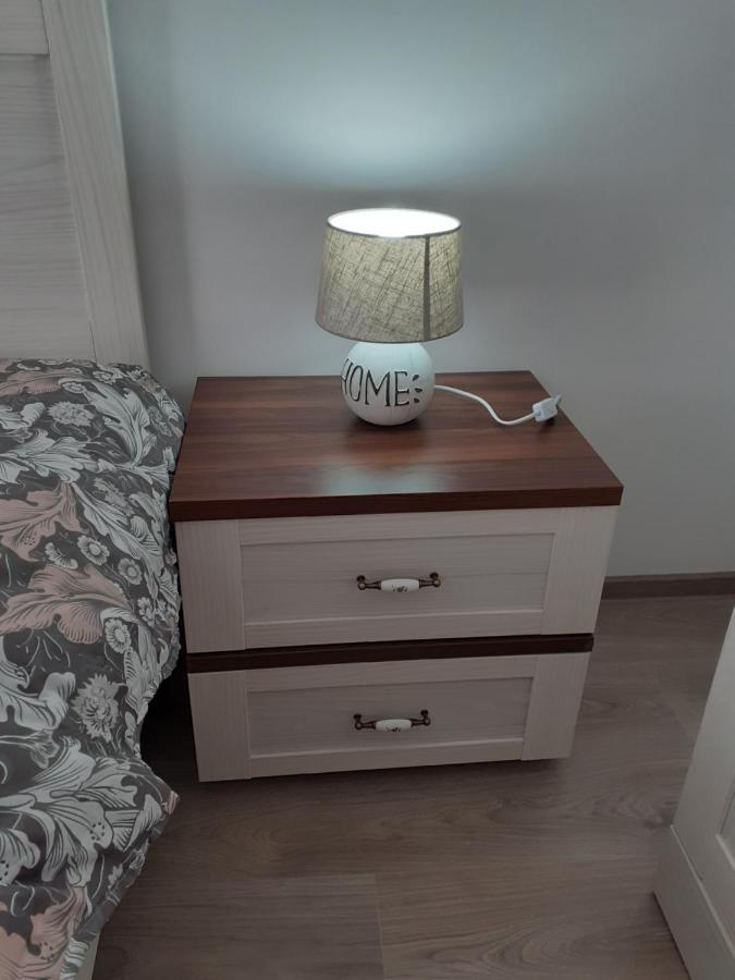 Sara Apartman Livezeni  Exteriör bild